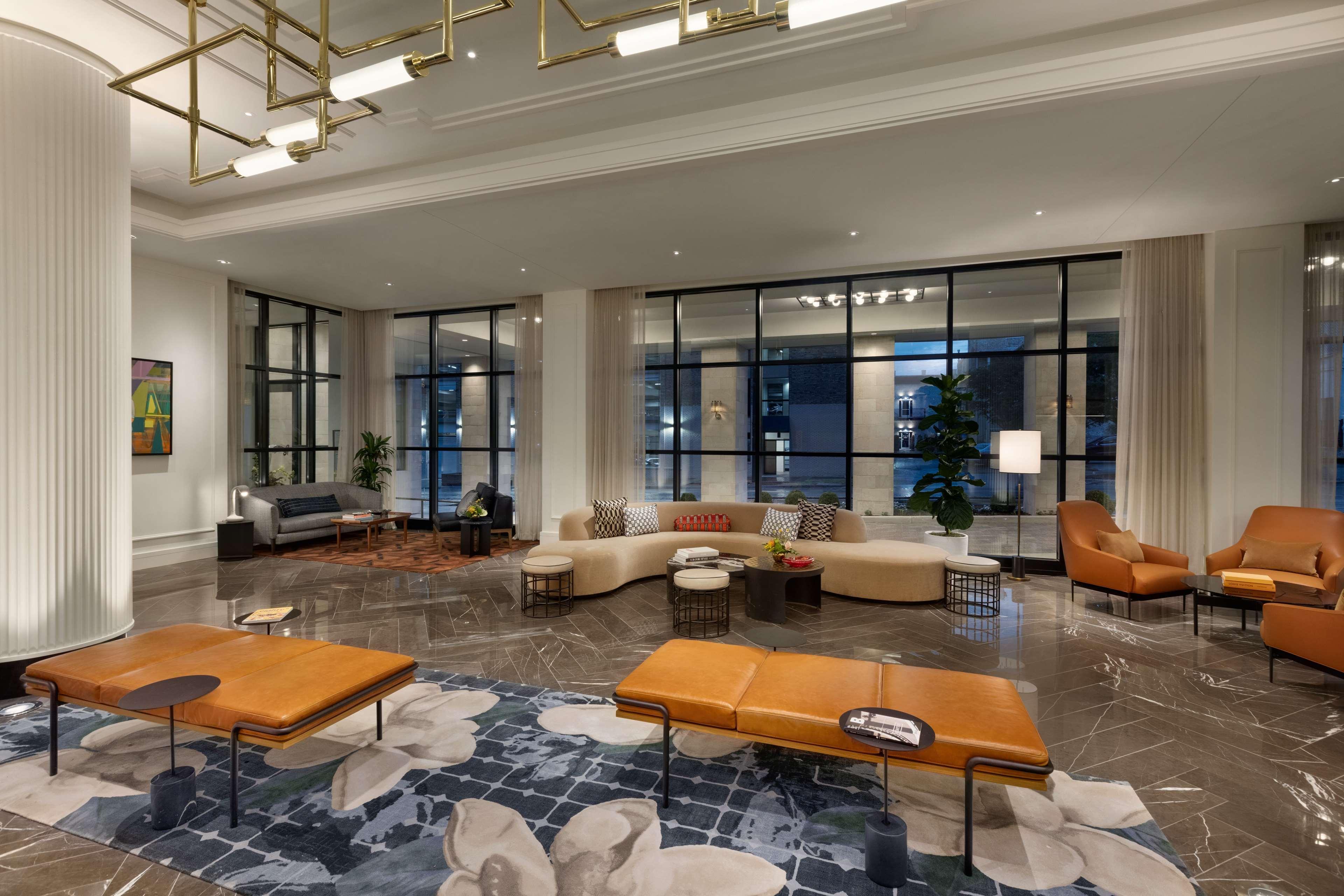 106 Jefferson Huntsville, Curio Collection By Hilton Buitenkant foto